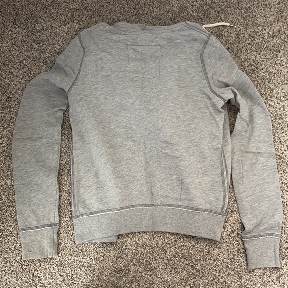 Hollister size small zip up jacket - Picture 3 of 4